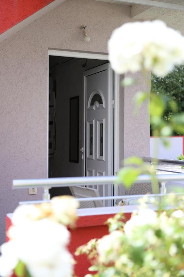Friendly House Apartment Ulcinj Exterior foto