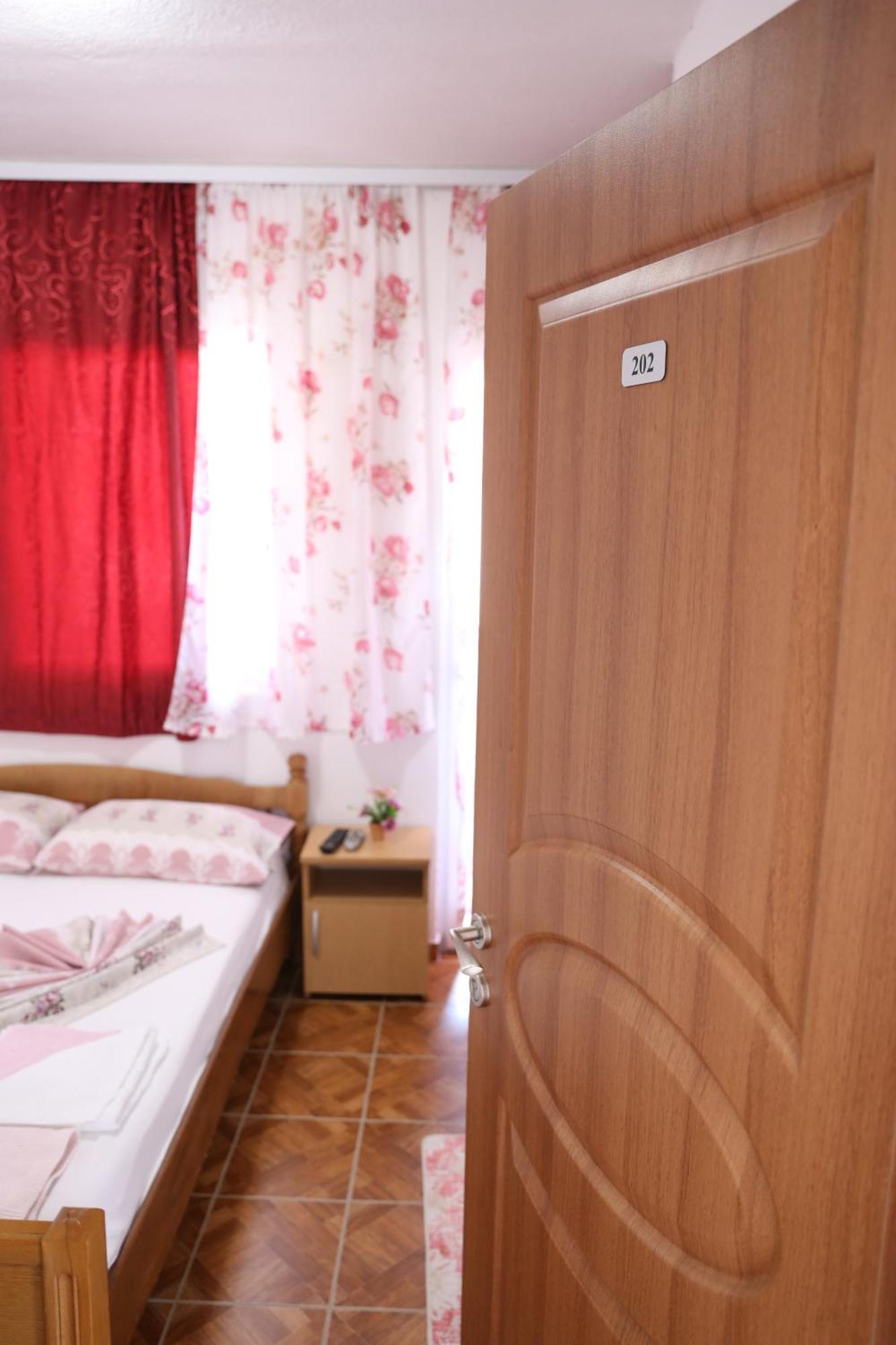 Friendly House Apartment Ulcinj Cameră foto