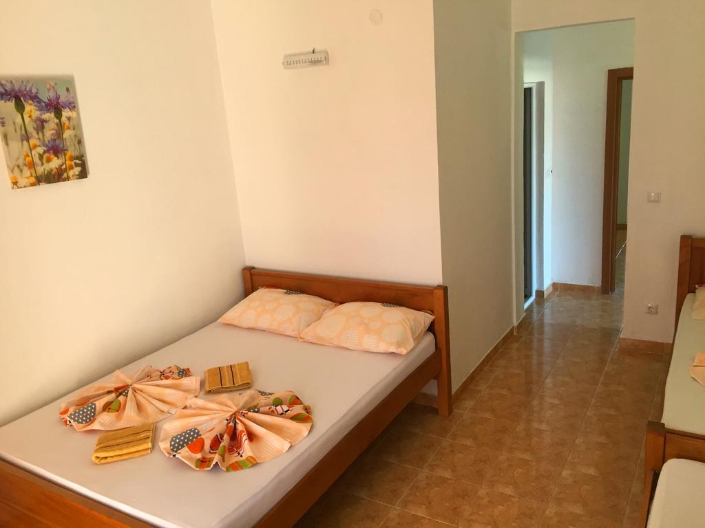 Friendly House Apartment Ulcinj Exterior foto